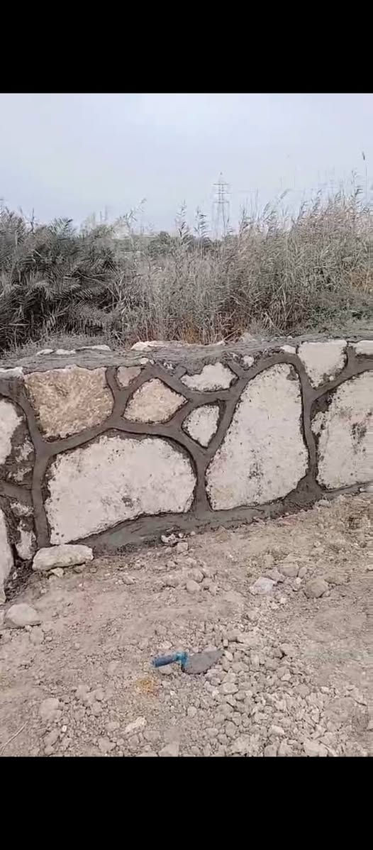 شغل حجر درجه اولى كرسته وعمل جميع التصاميم الحجريه اهلي حكومي تصل وتدلل ***********
