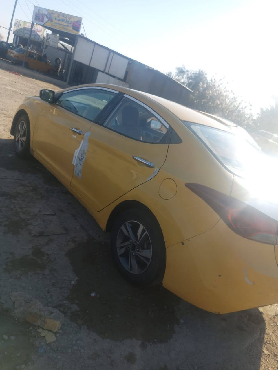 السلام عليكم الانتره موديل 2014 خليجي محرك 1600 ضربه بل جاملغ الخلفي كير محرك حداديه تخم تاير مكفولات السياره رقم كربلاء انكليزي بسمي  مصفره هيه وغرمات  ؟السعر 87 وبيه مجال 
..... ***********.....  ماكو خاص
