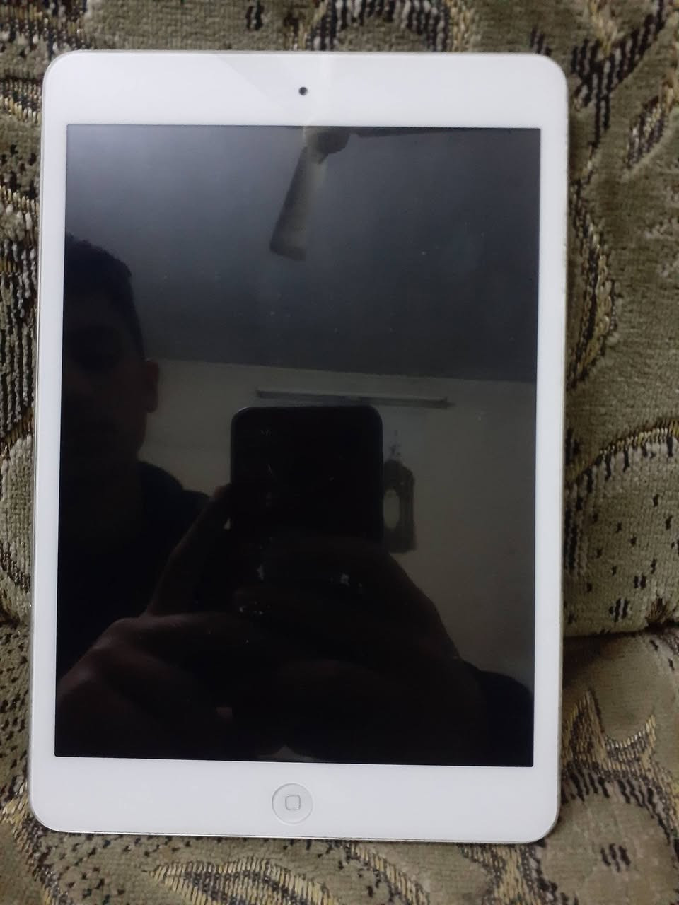 السلام عليكم
ايباد ايفون للبيع 
للدراسه 
السعر 85 وبي مجال 
للاتصال والاستفسار ***********
