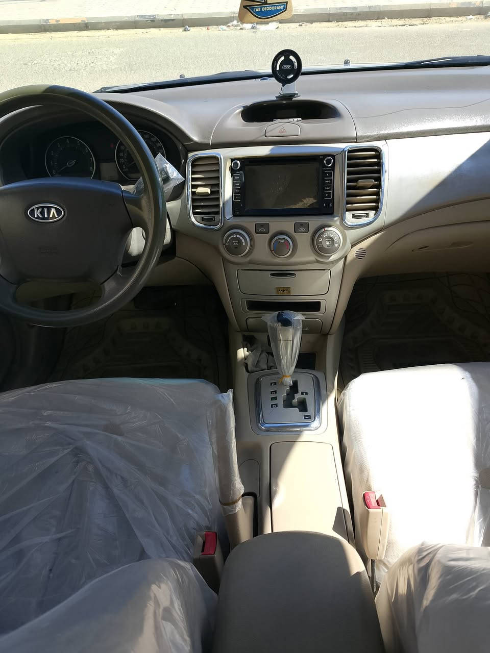 السلام عليكم اخوان كيه اوبتيما 2008 كير مكينه تبريد حداديه تخم تاير رقم انكليزي  تحويل ثاني يوم كفاله بس صبغ حزام بيه اشويه رشيته احزام لن جارده اشويه /السعر 105// موبايل //***********.  مكاني ذي قار
