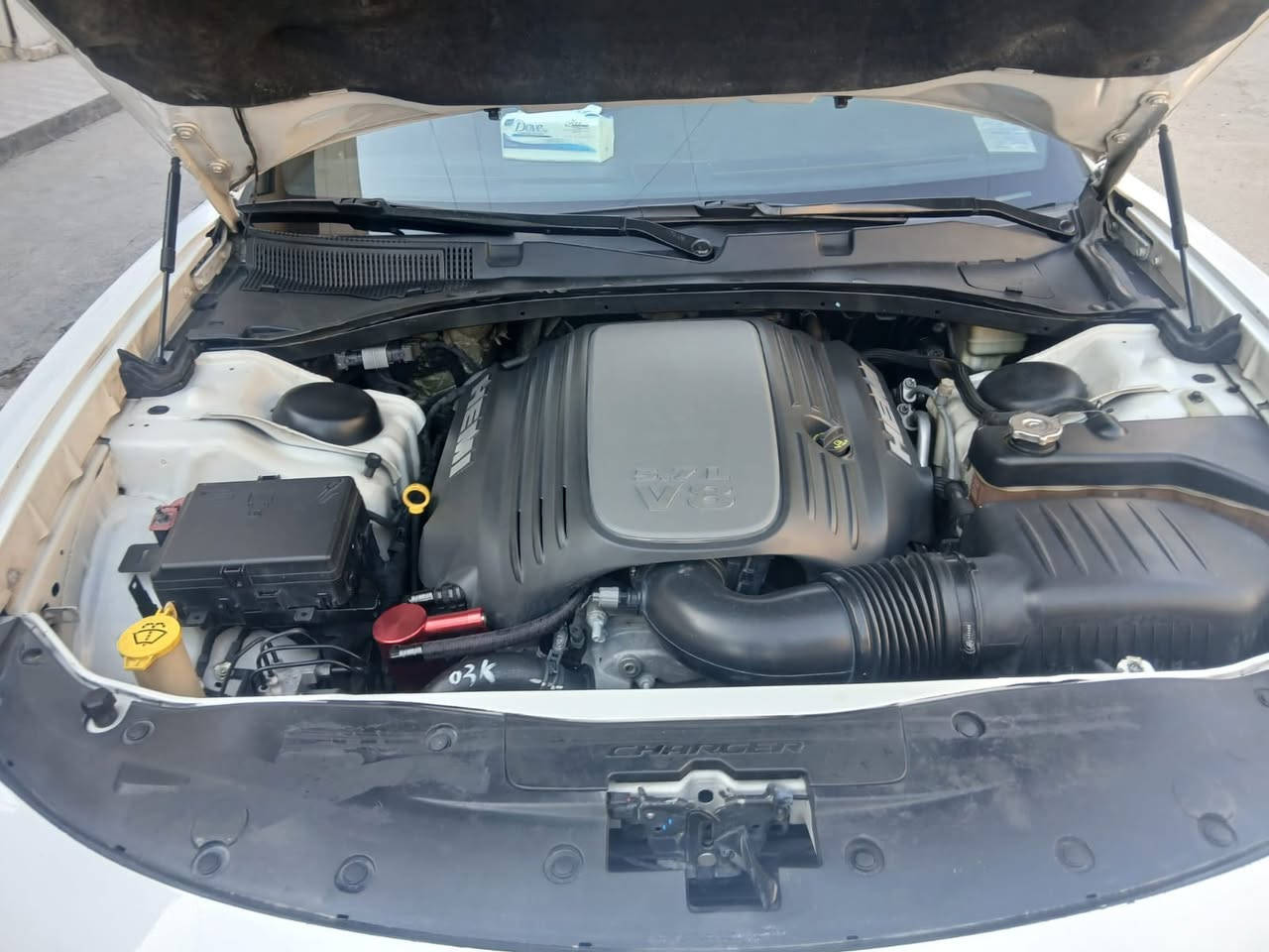 ا
السلام عليكم
جارجر هيمي  5700 موديل2016 بغداد باسمي 
اصلها كلين ومن امريكا بيها كلير باب السائق يعني بدون فتح وبدون صبغ وهنا صار بيها بارد بالجاملغ الامامي فقط 
السعر  21 
مكان السيارة بغداد 
الاتصال  ***********
