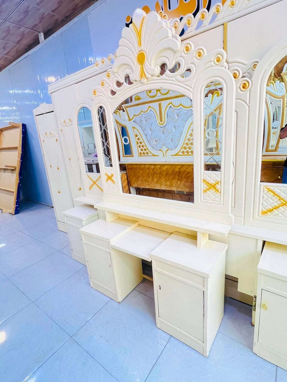 غرفة عراقي صبغ حراري ٦ابواب.
٦٥٠بس واصل كول مناطق بغداد


**إذا كنت صاحب هذا الإعلان وتريد حذفه لأي سبب، رجاءا أرسل رسالة إلى الدعم الفني**