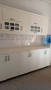 مستعمل • بدون عطل كهربائي • ارتفاع ٢م