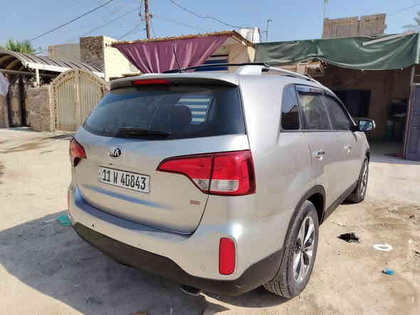 السلام عليكم سورنتو 2015 وارد امريكي بيه قبق جنطه مبدل ومصبوغ وجاملغ خلفي عكس السايق مصبوغ وجاملغ امامي مصبوغ مبين بلصور مال حادث بجم كبس كير مكينه مكفوله صور السياره خمسه راكب سته سلندر سياره نضيفه او مال بيت صدر امامي خلفي جديد بدون اي نقص تخم تاير السياره  فول عدا الفتحه الله شاهد تراي مال زيرو ماشيه 128 رقم بغداد بسمي تحويل ثاني يوم للبيع او مراوس بعاليه سبعه راكب للاستفسار الاتصال على الرقم ***********  السعر157 او بيه مجال كلشي ذاكر وصور الحادث والسونار موجوده كدامك
