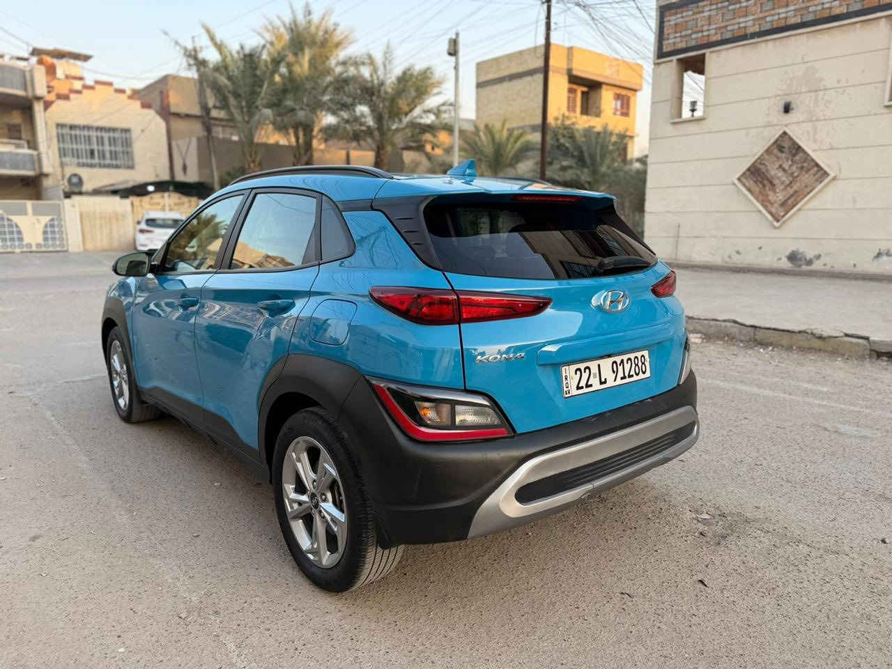 كونا 2022 لون بحري مميز
وارد امريكي السياره فول ماشيه 41 
رادار امامي وخلفي 
تدفئه تبريد كشنات 
فتحه 
تحكم ستيرن 
اطفاء ذاتي 
بصمه 
تشغيل عن بعد 
كامره خلفيه 
ابل كار بلي لاسلكي بدون 
شحن لاسلكي 
فور ويل 
شاشه جبيره
حادثها بنيد وجاملغ 
والسونار موجود بيها 
السياره مدوشمه وتخبل 
السعر 135$ وبيها مجال 
مكاني بغداد السيديه 
*********** 
وبي واتساب
