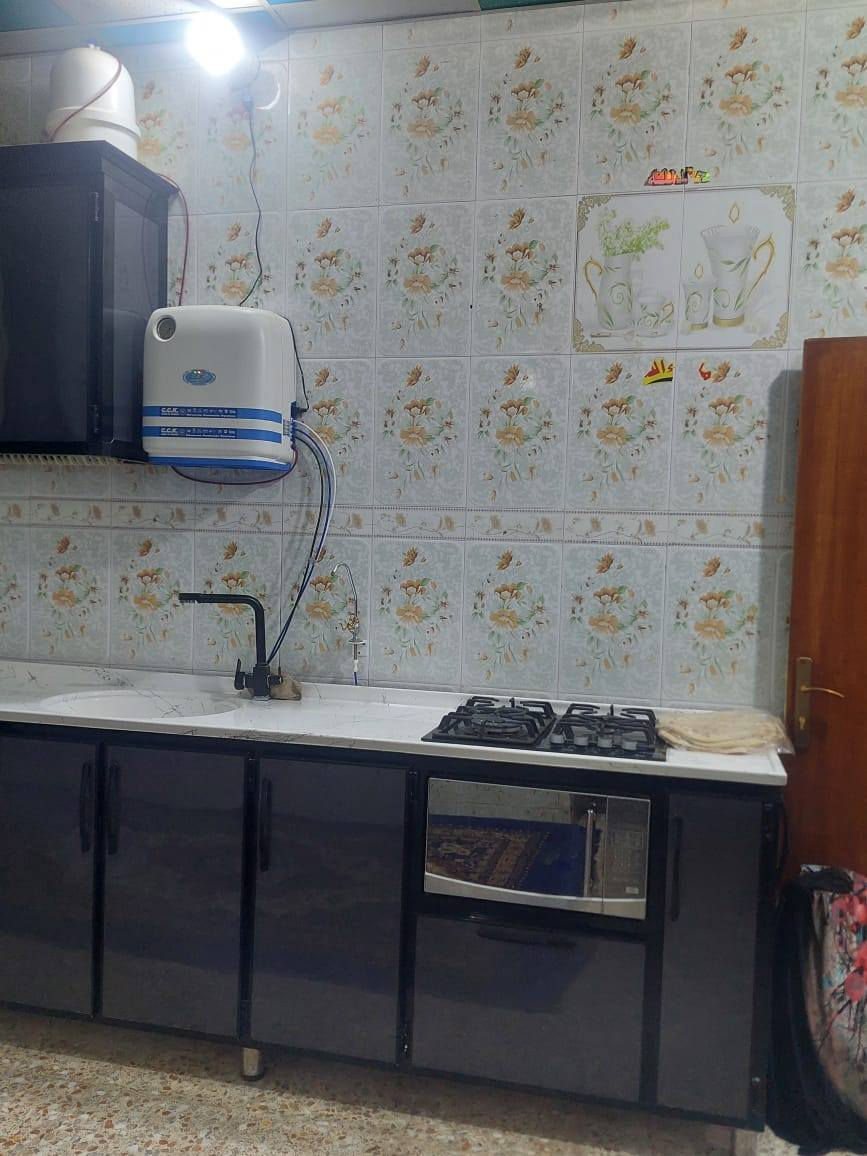 السلام عليكم بيت للبيع ١٠٠متر مربع ركن على شارعين خلف الملعب النجف الدولي حي الميلاد طابق واحد كونكريت بناء نضيف جدا للاستفسار مراسله الصفحه او اتصال***********
