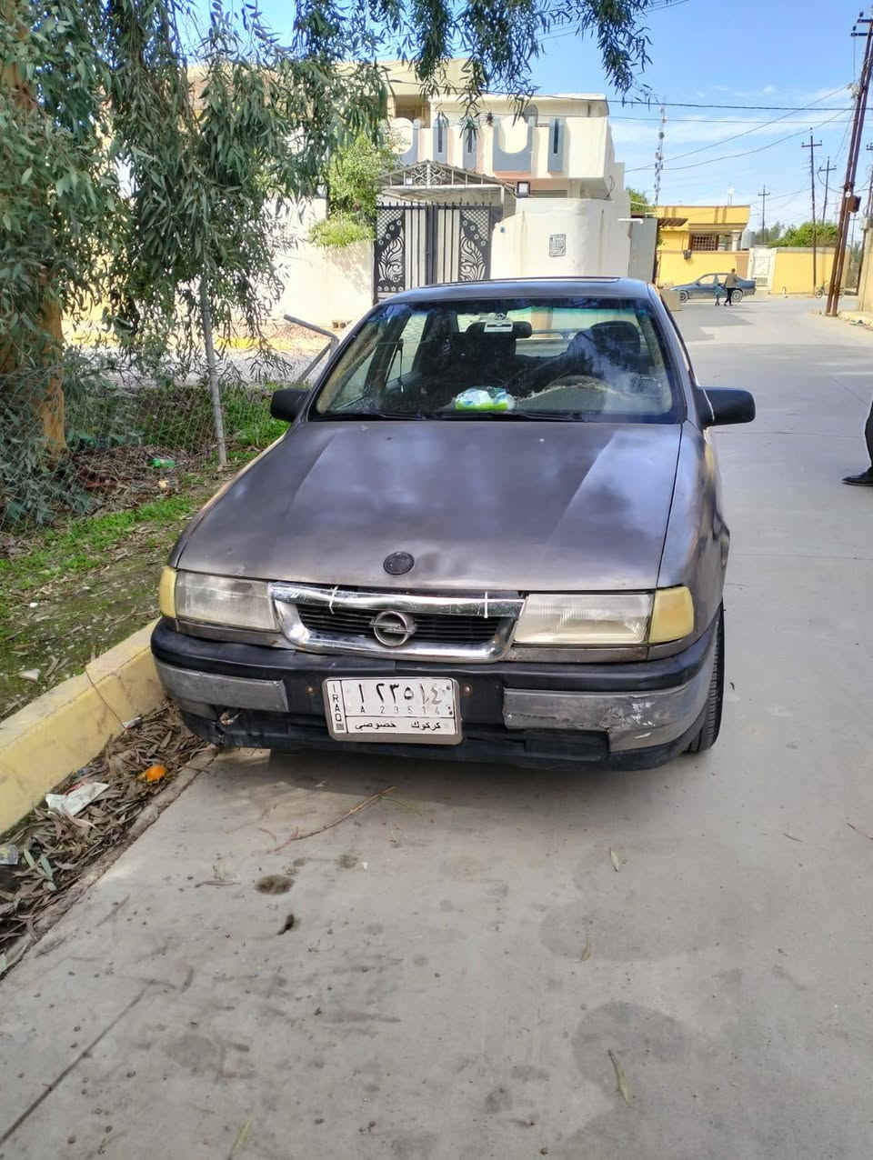 مكلف بالنشر 
اوبل فكترا محرك 18 موديل 90 سنوية 2023 رقم كركوك، بيها كوبون بانزين، 💳
سعر 31 ورقة وبيها مجال... 
للعلم تتوفر لها اوليات وملف بمرور كركوك... 
الاتصال ع الرقم *********** 📲
