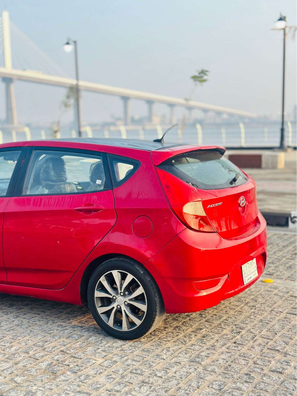 السلام عليكم 
اكسنت هاشباك 2015
السيارة جاهزة ونضيفة كير محرك حدادية
تبريد وتدفئة بالكشنات
سيارة مابيهة نقص 
مكاني البصرة
***********
السعر 90 بيهة مجال قليل البصرة, العراق
