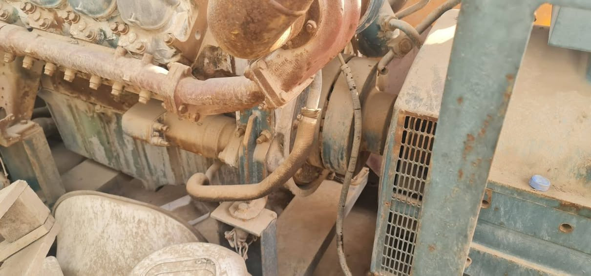 السلام عليكم هاي المولد للبيع مثلما اموضح بالصوره راس التوليد شغال السوبرات موجوده والسلف موجود البم ماكو 
ابيع واقع حال المولد صارلها فتره طويله ممشتغله السعر قفل قفل 30 ورقه ***********
