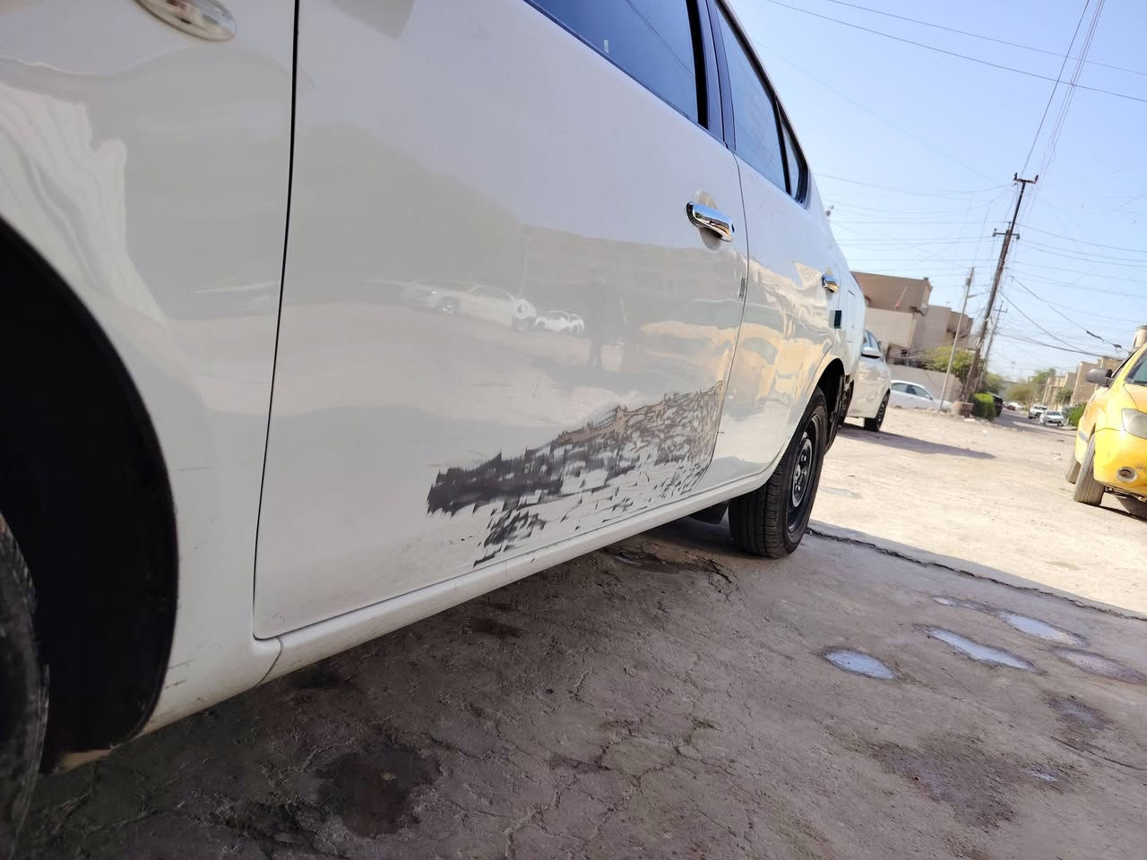 سلام عليكم نيسان صني هندي ٢٠١٨
بيها بارد بسيط موجود السونار باتري جديد نوزلات جدد بلكات جدد مجاول جدد تبريد ثلج رقم بغداد انكليزي
بيها ضربه صارت عندي مصورها نص الباب
للبيع مكاني بغداد شهداء السيديه قرب تقاطع درويش
السعر ٨٥ وبيها مجال *********** مابيها نقص
