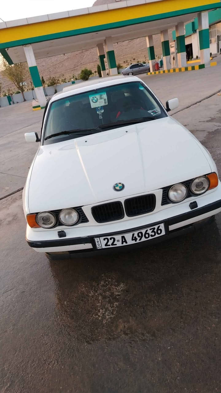 بئێم 91 بۆ فرۆشتن چوار  چەمەلاخ  سبوخبئ لێدران گئر مەکینە کارەبای هەمو گیانی بەشەرت سلایت دو جام کارەبا 520 گێڕ حادی تەعویل خرامە بەشەرت تەبرید ساردو گەرم لەسەر سویج سەیارەکە بەناو خۆمە 68معالە بۆ زانیاری زیاتر *********** أربيل, العراق
