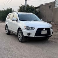 مسيوبيشي  يابانية  . اوتلاندر  2012  سياره حلوه وجاهزه  بيهه صبغ اكثر ...