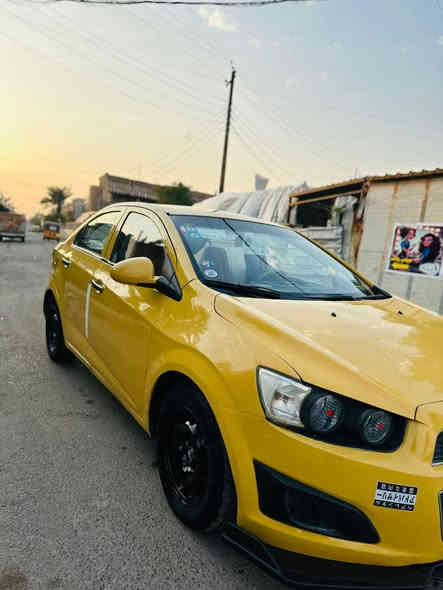 السلام عليكم
للبيع شوفرليت سونك 
موديل2012 وارد خليجي
مكينه1600 انسه الصرف
كير 5 نمر ميكانيكي
رقم انكليزي الجديد مصفره هيئه وغرامه 
السياره عله وضع الشركه حتى المسجل بلادي 
صدر خير من الله
السياره كامله دوشمه ارضيه وكشنات
كهربائيات كله شغاله 
كلوب سيرفس ممشتغل بل سياره بيه طخه خفيفه بل جاملغ لمامي ومصلح نفسه بدون دواخل مكان السياره بغداد سعر 64 وبيه مجال قليل
وهذه رقمي ***********
