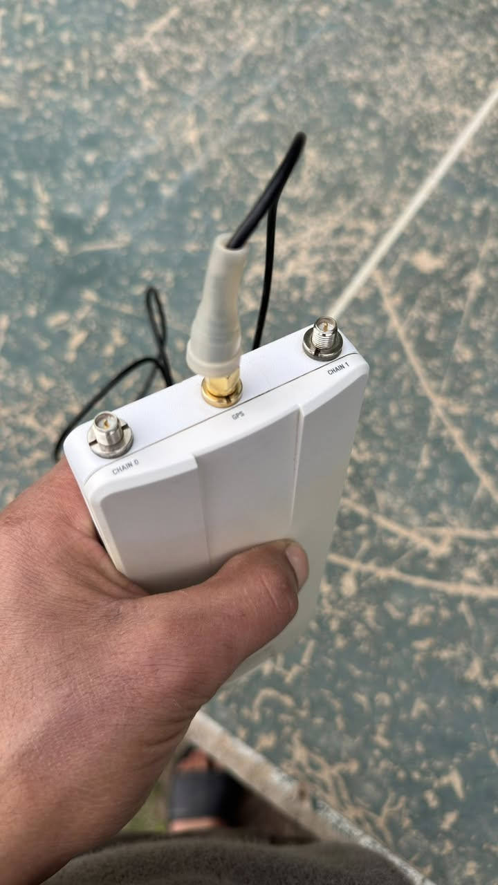 للبيع لنك ايرفايبر 2x كامل مكفول بدون عطل بدون تصليح بلادي
تردداته من2328-2672
يعني اي نويز عليهن ماكوو 
يشيل 400-450
سعره 900 وبي مجال
***********
