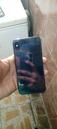 آيفون XS ماكس • نضيف • يرست كل شوي