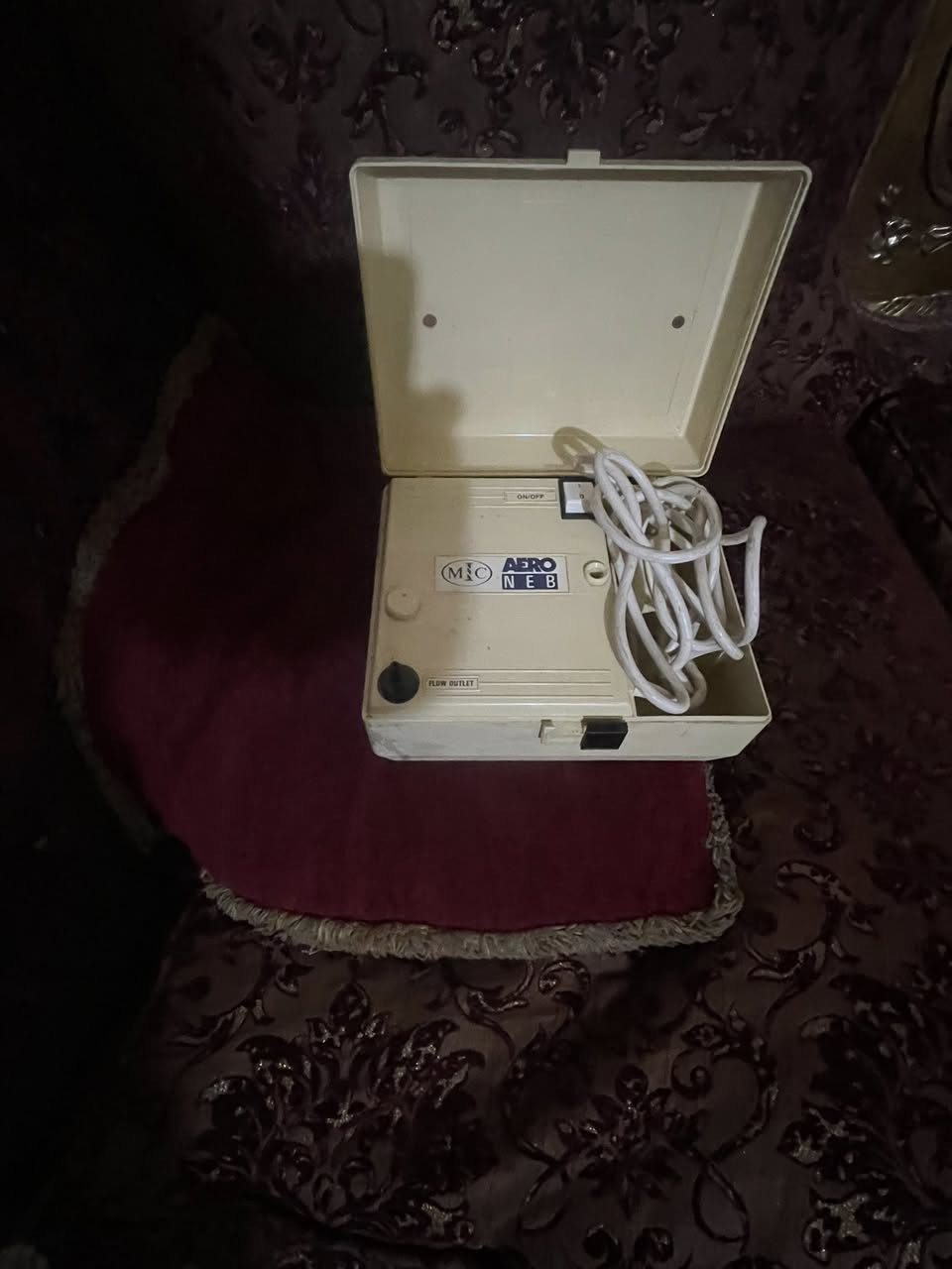 جهاز اوكسجين اعتقد قديم اصلي للبيع


**إذا كنت صاحب هذا الإعلان وتريد حذفه لأي سبب، رجاءا أرسل رسالة إلى الدعم الفني**