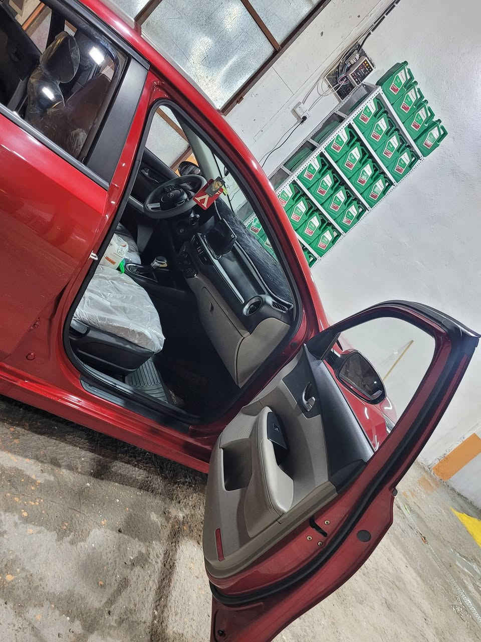 كيا سيراتو مديل ١٩ خليجي رقم أربيل بيه بارد اقل شبر بنيد فقط 
دحجه صغيره شخط جدا سياره حلو مكان نجف سياره حلو رقم تليفون ***********
