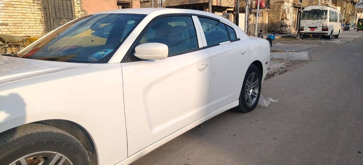 سلام عليكم جارجر 2013
حادثه جاملغ ايسر بدون ايرباك 
بنيد مطبك ولباب مال سايق مبدله نرميه 
مكنه بغداد ***********6
وتفاصيل البقبه
