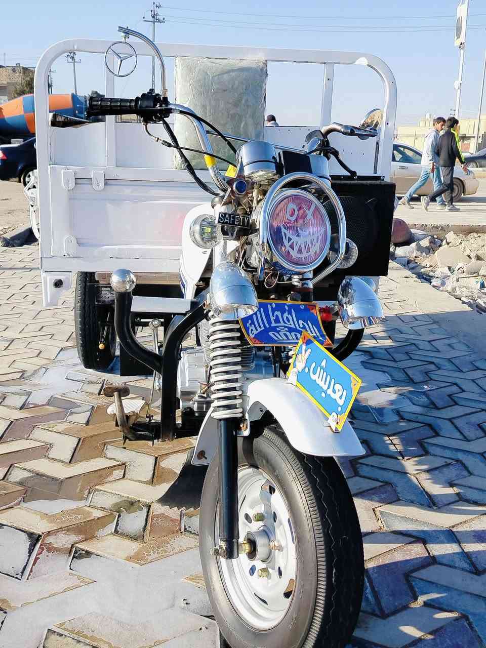 السلام عليكم ستوته للبيع مديل 20 اوراق اصولي محرك كارتون معمره كله 25 جاهزه من كلشي  السعر مليونين و 100 وبيه مجال قليل للشراي مكاني شطره وهذه رقمي ***********
