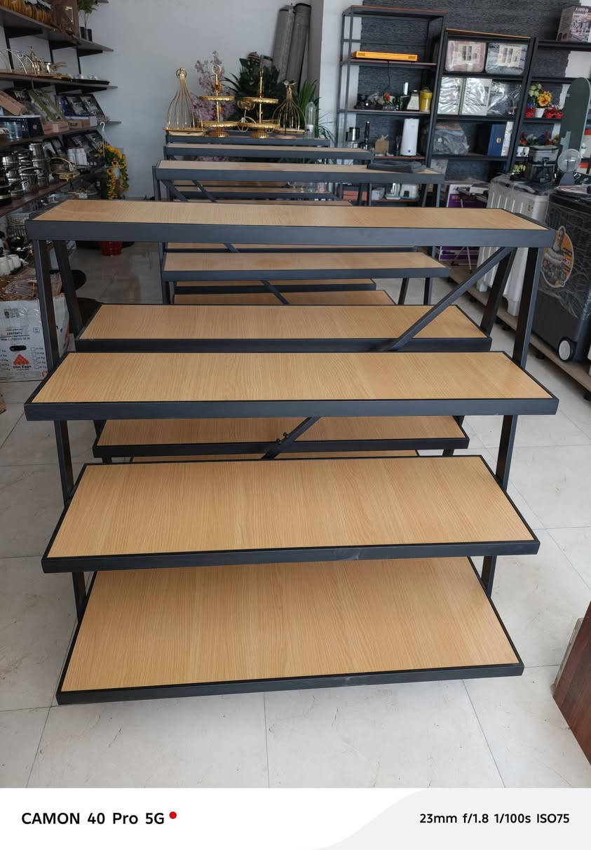 رفوف هرمي مال مولات شرط النوعية الثقيل مستخدم كلش قليل النضافه ١٠٠بل ١٠٠ مابي ولا خدش  العدد 5 رفوف


**إذا كنت صاحب هذا الإعلان وتريد حذفه لأي سبب، رجاءا أرسل رسالة إلى الدعم الفني**