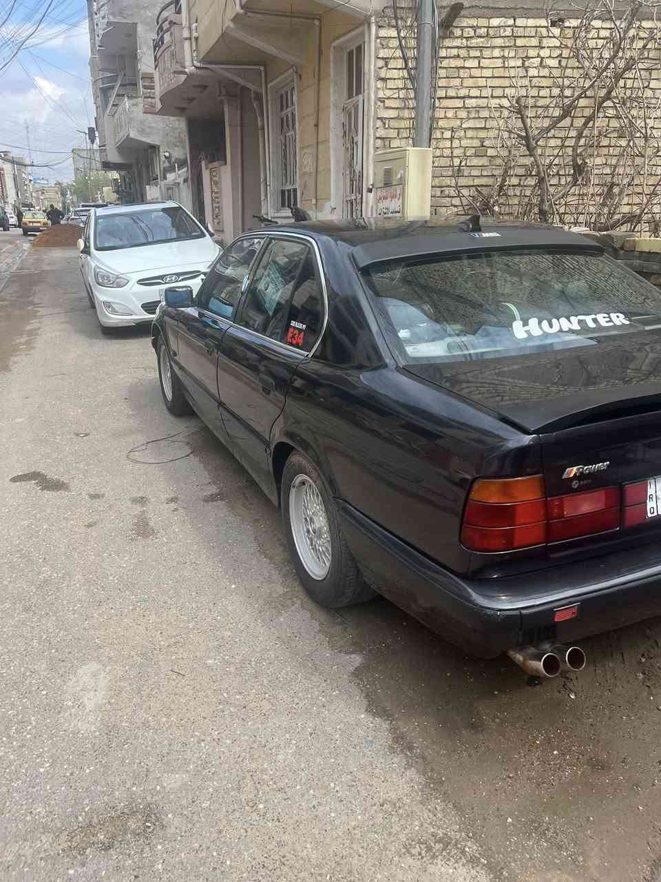 السلام عليكم شباب بي ام 535 مفتوح موديل 91 وارد ياباني معروف مواصفاته فول كهرباء تجاري كشنات مري  كلها شغاله بدون جطلات رقم بغداد بسمي العنوان بغداد الاعظمية شارع عشرين  غير متواجد بنهار من بعد ال 3الضهر متواجد ان شاءالله وتحياتي للجميع وآسف عله الاطاله التواصل ***********  
السعر 75 وبيه حك الجيه
