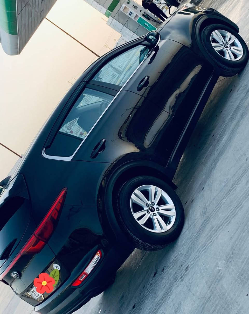 سبورتج 
موديل 2017
السعر 128
بيها صبغ جاملغ فقط بدون دواخل 
محرك كير تبريد حداديه كهربائيات مكفولات 
للاستفسار ***********
السياره جديده بمعنى الكلمه
رقم السياره سليمانيه تحويل وكاله حاضر
