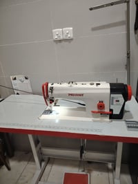 ماكنه بروشس صناعي الأصلي👍  كاتم الصوت اقتصاديه  فيها تحكم سرعه  وتخيط ...