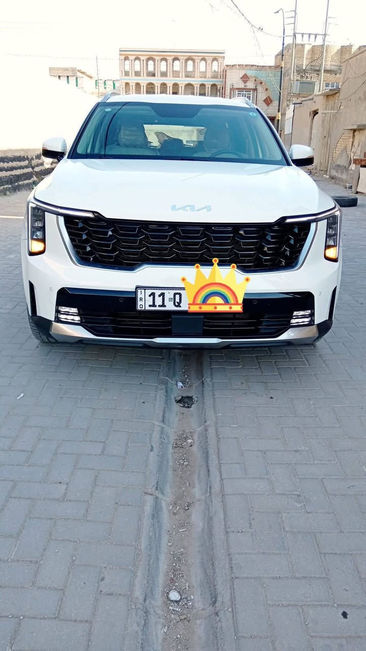 سلام عليكم
سيارة سورنتو 2025 خليجي مكفوله كفاله عامه 

 مواصفات فول قماره حديد  

رقم بغداد انكليزي بسمي 

دبل كامره خلفي 

ويل 20

داتا شو 

اناره محيطيه متعدده الالوان((( ماشيه 15 الف))) 

لايت زنون عالي ناصي

لايت خلفي امامي LED

 بعده وضع الشركه سياره
محرك 6 سلندر

كير ماوس

كشنات كهربائي

هندبرك دكمه 

وضعيات قياده 

مساعده منحدرات 

جنطه كهرباء

تشغيل عن بعد 

بردات خلفيه

شاشه متصل 

دوشمه جلد مخلفه ارضيه وكشنات 

شاحن وايرلس 

كيجات متغير الكتروني وعادي

نقطه عمياء

شاشه لمس متغير التحكم 

ستيرن فول تحكم

7راكب

الاناره الداخليه LED

دخول بصمه ذكي

حساس امامي

حساس خلفي

قبضات الباب الالمنيوم 

مري شفط

حاملات اكواب 

جام 4 AOT

تشغيل عن بعد..

.

مكاني السماوه قضاء الرميثه 

*********** 

 الاستفسار عن هاذ الرقم
