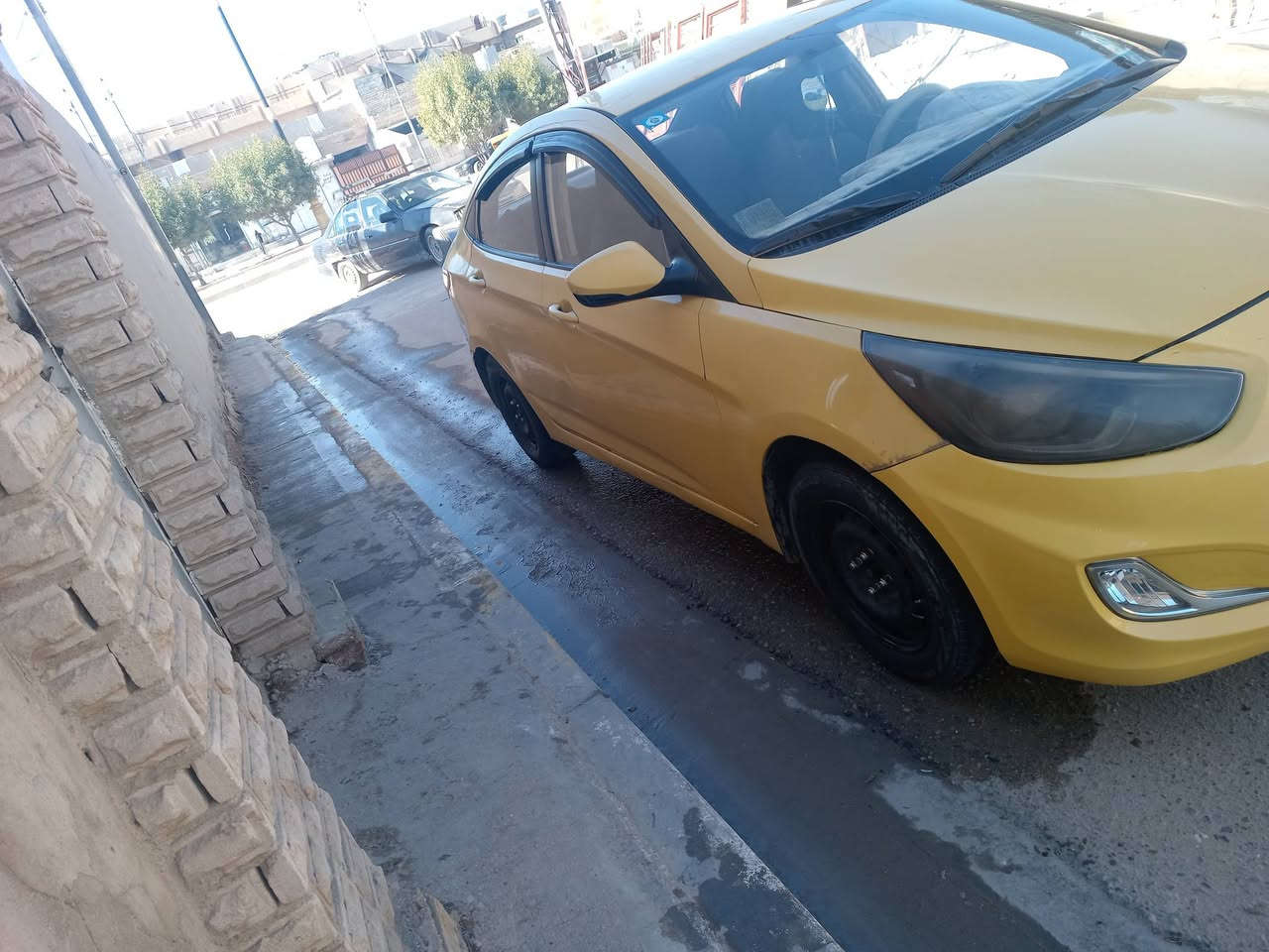 السلام عليكم ورحمة الله وبركاته البيع او مراوس ماكو مشكله اكسنت موديل 2013 خليجي رقم بغداد ابسمي مكينه دوش 1600 دبل قطره منضومه بانزين جديده باتري جديد تخم نوزلات صدر نص عمره مكان السياره الفلوجة *********** #***********لاحد يكول شبيه مابيه تجي تشوفه كدامك انطيك تفاصيل بل تلفون ومن تجي يطلع غير شي تجي تشوف واني حاضر السعر 80 وبيه مجال
