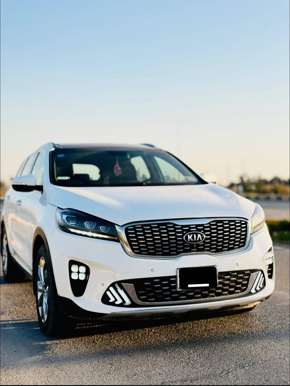 السلام عليكم 
للبيع سورنتو 2020 خليجي كفاله عامه 
فول موصفات للاخير 
محرك 6 سلندر . بانوراما 
السعر 245
📍مكان السياره بابل 
***********
سياره بيها ملاحضه بسيطه راسلني واتساب او على خاص ادزلك سونار
