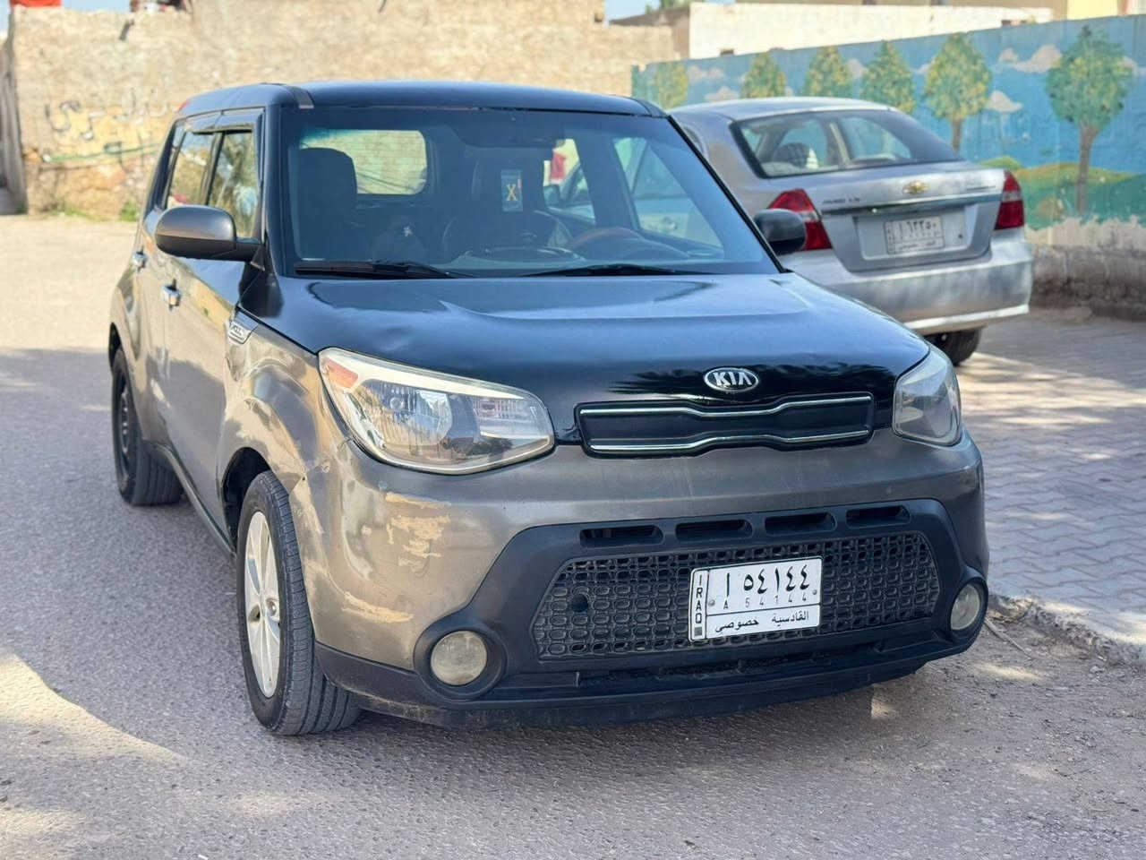 السلام عليكم للبيع. صول ٢٠١٥  ورد امريكي السعر78  ضرر جاملغ الخلفي فقط وهنا صار بيه طخات السياره بيه صبغ عام مكفوله من الكلبه والتكم والشواطئ صبغ عام اثر طخات بصيط سوناره اليوم سويته  السياره جاهزه ١٠٠/١٠٠ كير محرك حداديه تبريد تخم تاير باتري جديد تراي وين مايعجبك محرك ١٦٠٠  السعر 78  ورقه مكاني النجف قريه الغدير


**إذا كنت صاحب هذا الإعلان وتريد حذفه لأي سبب، رجاءا أرسل رسالة إلى الدعم الفني**