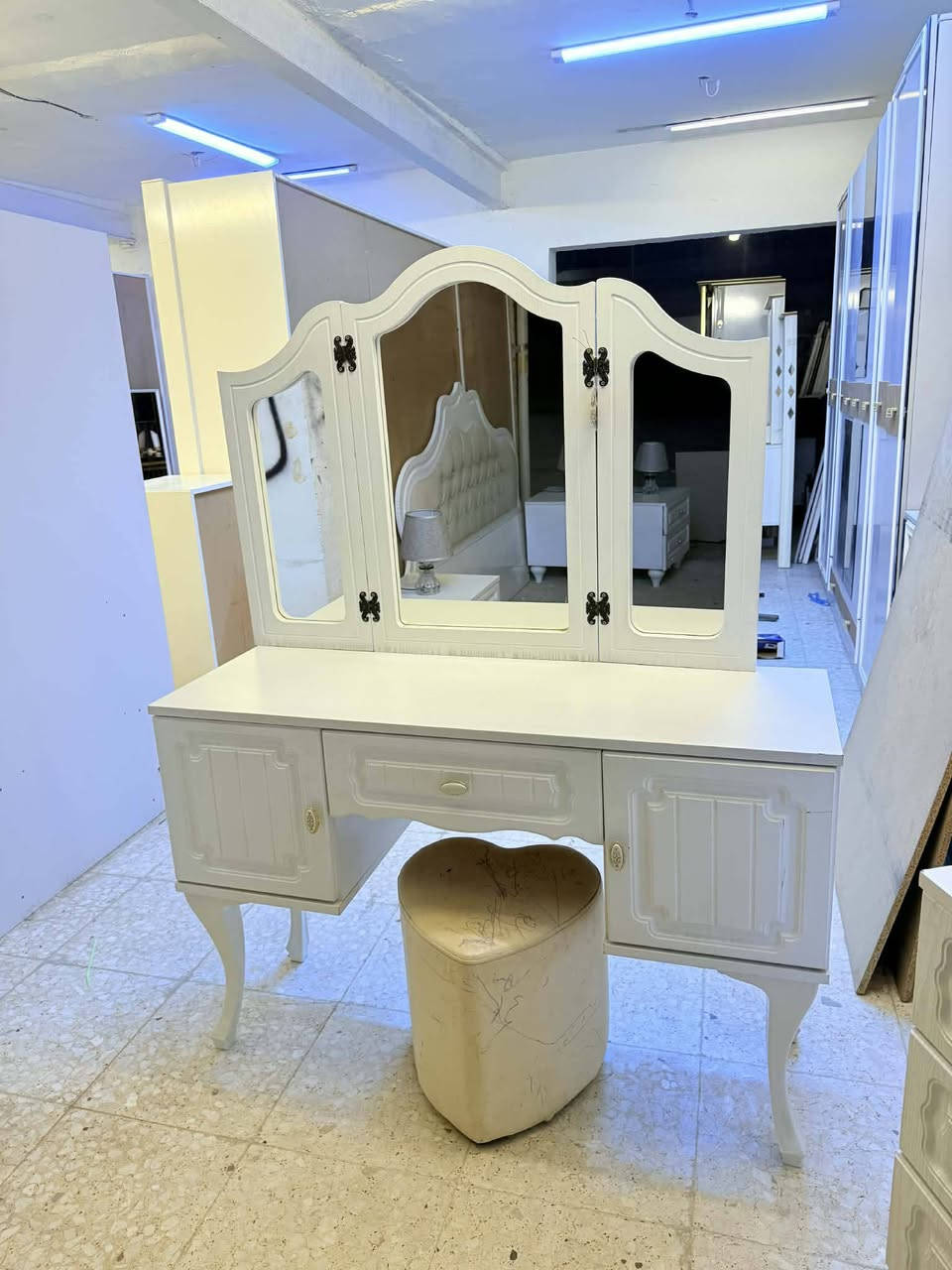 ✨ غرفة تركي 7قطع
نظام ابواب 
سرير مخزن عملي 
 قماش وتر بروف أصلي
✨ نظافة 95/💯
السعر  / 750
 شد ونقل مجاني داخل بغداد
توصيل للمحافظات بأسعار رمزية


**إذا كنت صاحب هذا الإعلان وتريد حذفه لأي سبب، رجاءا أرسل رسالة إلى الدعم الفني**