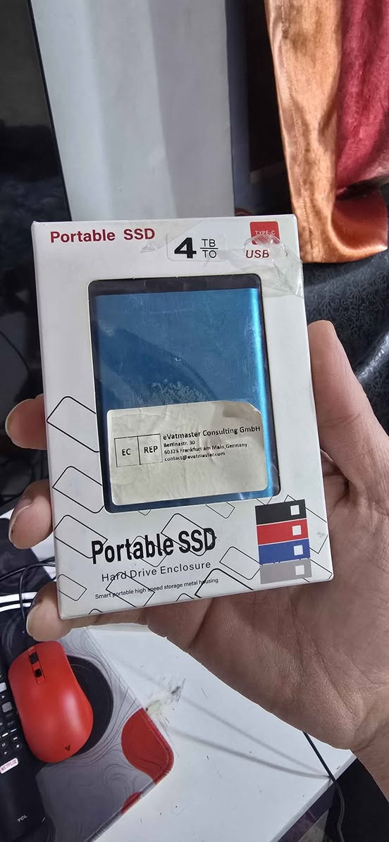 Ssd 4 TB 
سعره ٥٠ 
M.2 2TB  ب٩٠ وبي مجال 
للتفاصيل والتفاهم اكثر خاص بغداد, العراق


**إذا كنت صاحب هذا الإعلان وتريد حذفه لأي سبب، رجاءا أرسل رسالة إلى الدعم الفني**