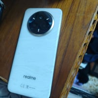 ريلمي ١٤ برو بلس • كامل ملحقات • بل الأيمن