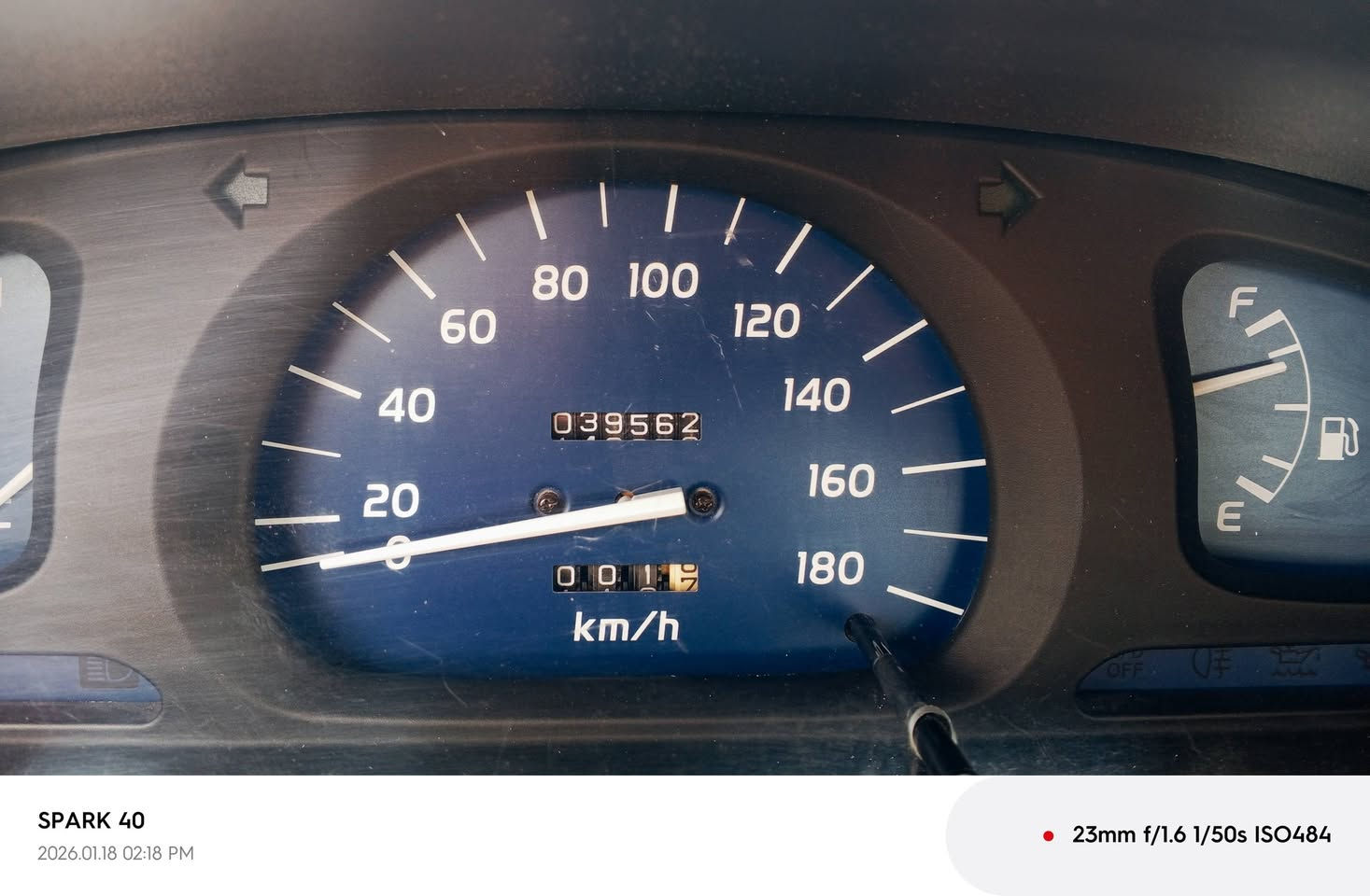 السلام عليكم السياره 2005 للبيع مقفوله كفاله عامه***********
