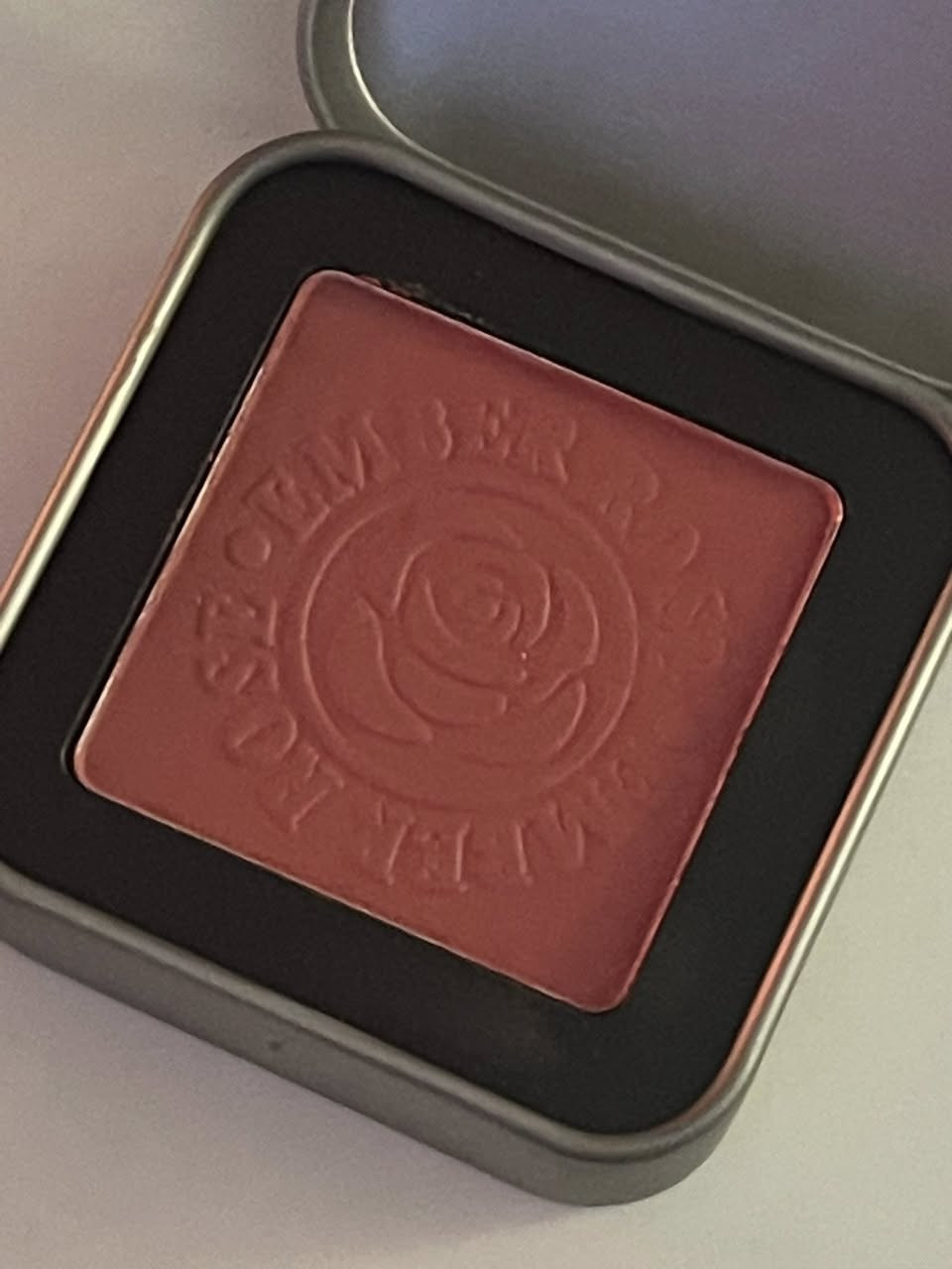 بلشر امبر روز شيكلام | Sheglam Ember Rose Eternal Flame Cream Blush سعر 5


**إذا كنت صاحب هذا الإعلان وتريد حذفه لأي سبب، رجاءا أرسل رسالة إلى الدعم الفني**