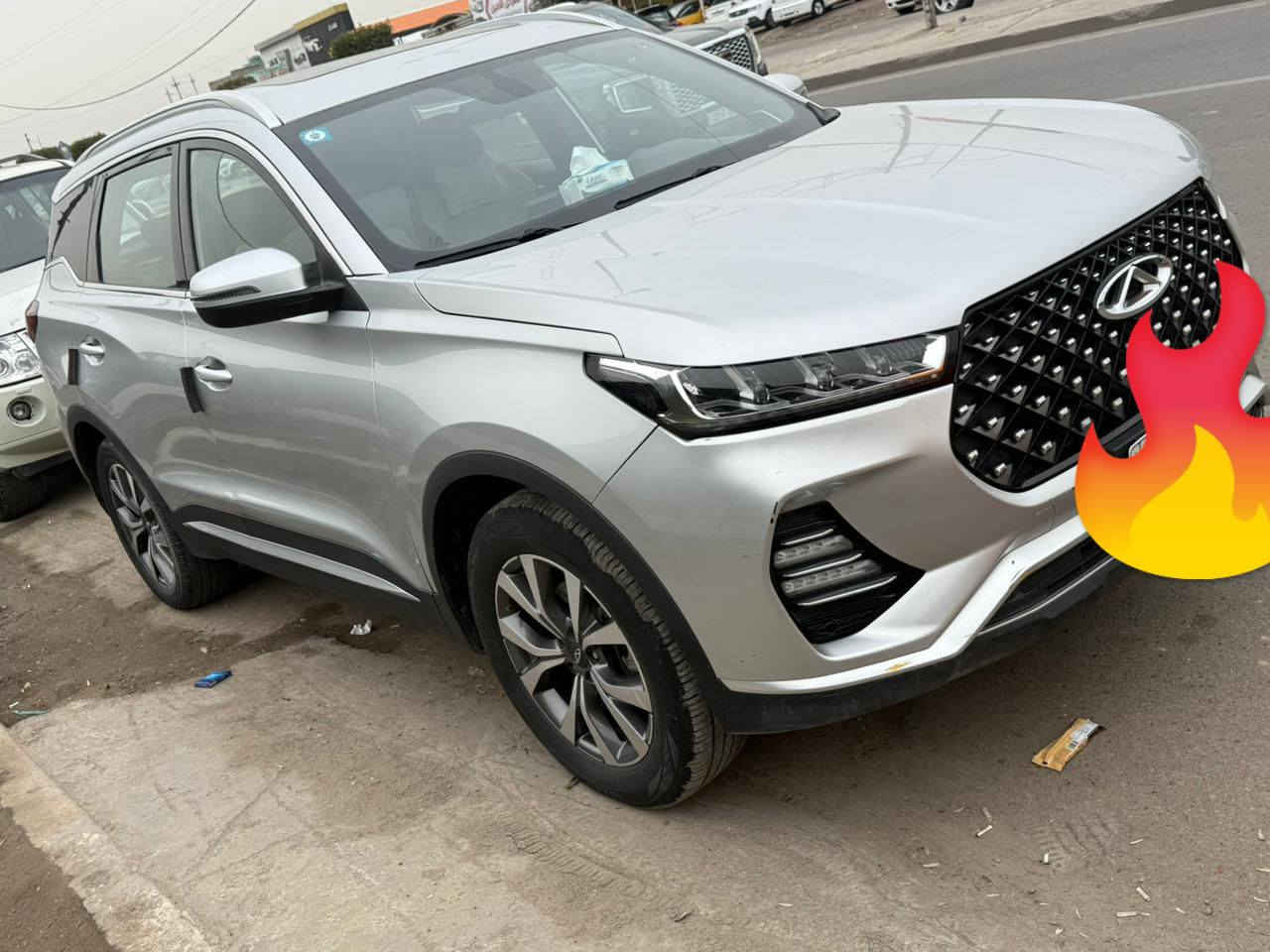 السلام عليكم  
سياره  تيكو 7 ابرو        فول مواصفات 
مديل             2023
بعدهي بضمان      3 سنوات 
بصمه            تشغيل عن بعد 
محرك 2000         تيربو 
كشن السايق       كهرباء
فتحه بنو رامه      اشاير بالمري 
نضام ترحيب       شاحن لاسلكي 
نضامين قياده      ايكو واسبورت 
بيها باب السايق امبدل وبارد بالجاملغ 
للأستفسار تواصل على الرقام غير متواجد على الفيس 
***********
***********
