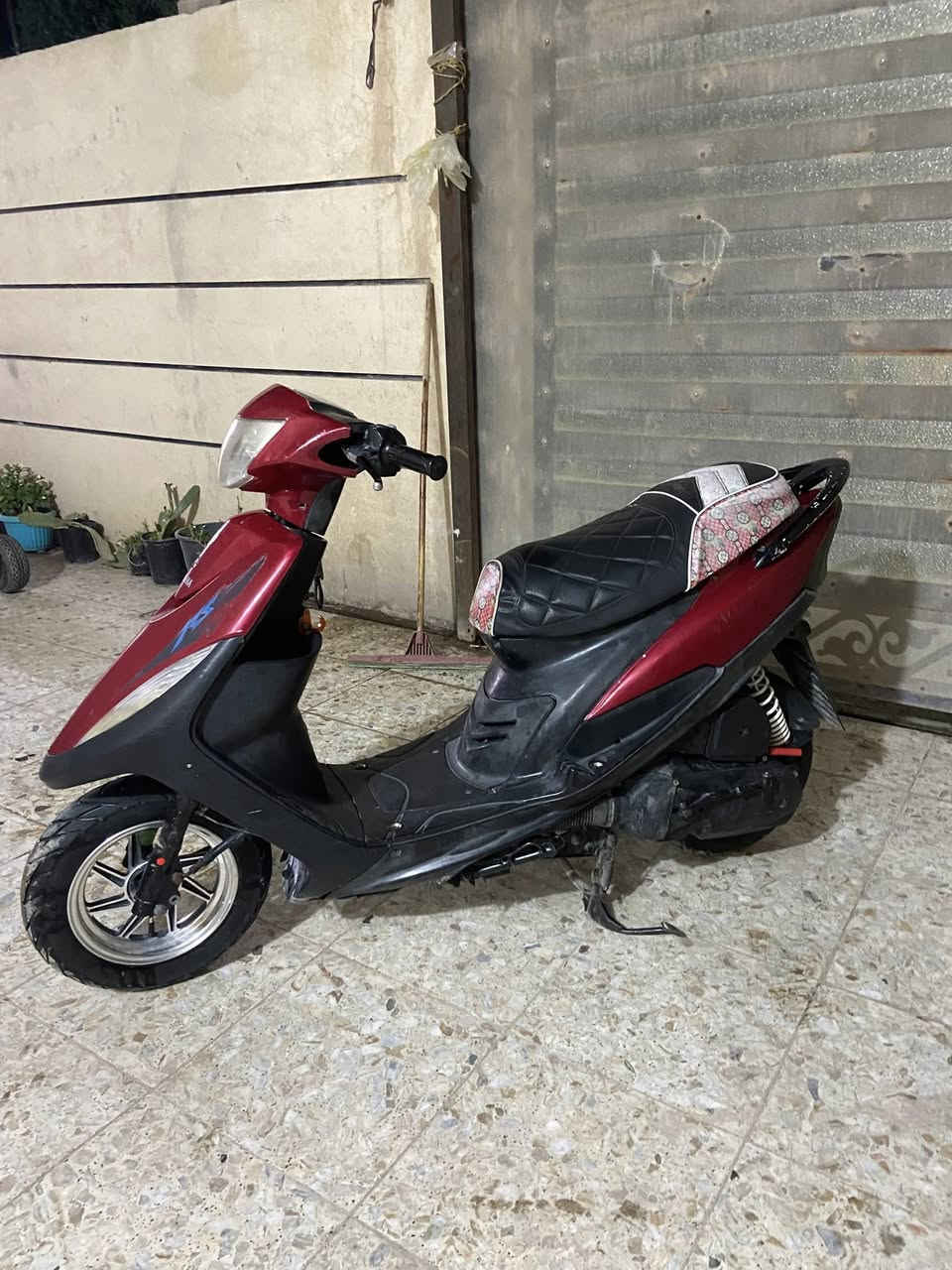 سلام عليكم ماكس عدله للبيع
دراجه. ((مامفتوحه بلاديه  ))

كهربايات كلها شغاله. سلف وهندر نكره 

شلعه ومعدل خير منالله. لسعر ((600)) وبيها مجال
عنوان بغداد حي لبتول ***********
