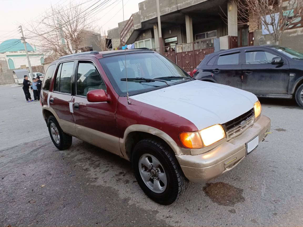 کیا سپۆڕتاج مۆدێل ١٩٩٨ مەکینە مەخ گێڕ مەکینە بەشەرتی فیتەر *********** وەرگەڕاو بڕاوە موس دەحم بەشەرت چوار ویل و تایەی لۆکی بۆ بەستراوە کارەبای گەرمی پاوەر  ناوگێجەکانی جام کارەبا سەیارەکە هی ماڵان بوە زۆر توندو تۆڵە نیو سلف لێخوڕنی زۆر خۆشە زۆر بەکێشە بەنزینی زۆر کەم دەوێت ماڵی دۆست سعری ١٧ گەڵا 
ڕ *********** ڤایبەر واتسئاپ لەسەر کۆڕەکە *********** رانية, السليمانية
