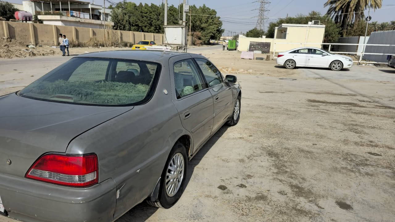 كرستا 2000 رقم كربلاء 
ظفيرة جديدة قبل خمسة اشهر بدلتها
اوصولية مية بالمية ..
نقصها حدادية وسنويتها ساقطة قبل شهرين ..
مالكها ومكانها بالديوانية المركز ..
السعر 55 ...
***********
