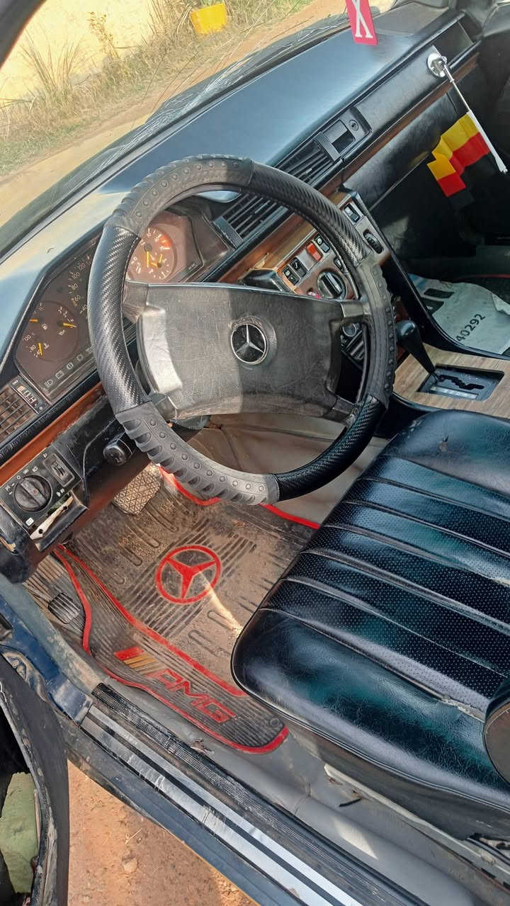 السلام عليكم
مارسدس دب للبيع مديل 87 محدث 92 محرك وكير بطة مكفولات قواعد دبلات واحد مصلح ضربة مابيها خياس مابيها رقم بغداد مشروع وطني  داخلها جلد كهربائيات شغالة كيجات كله شغال شرط التحويل سيارة جاهزة متواجد بغداد او  صلاح الدين الدجيل السعر 45 بيه مجال حق الجية 
رقمي واتساب 
***********
