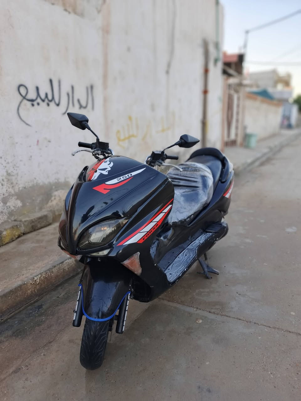 السلام عليكم فورزا 0.8 باقي مواصفات راسلني خاص أو الاتصال ***********
