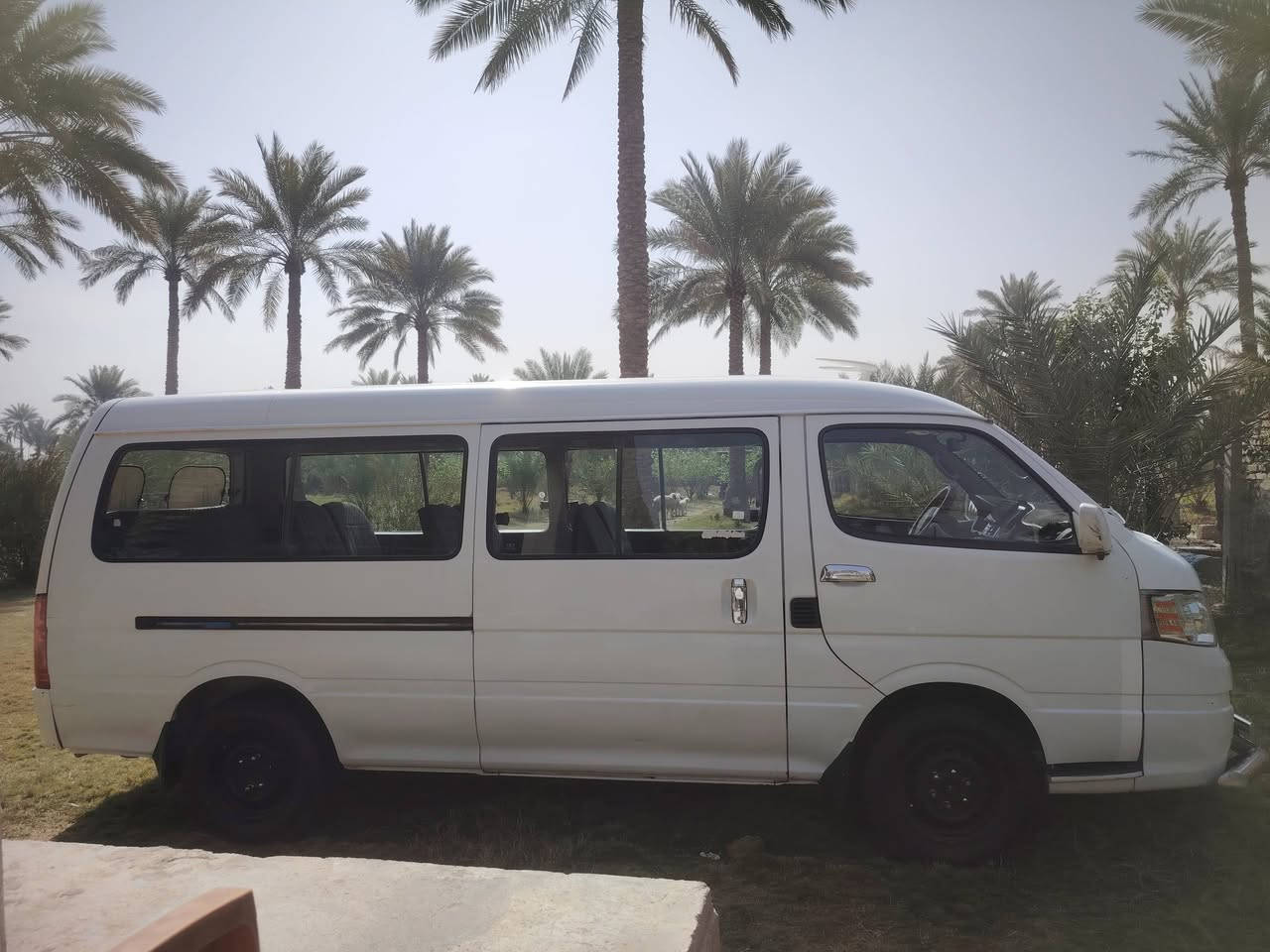 سلام عليكم ورحمة الله وبركاته 
جنبي اج وان موديل 2015 بسمي رقم بغداد 
محرك جديد دوشمه جديده تايرات تخم جديد
مراوس فقط بستاركس العنوان بغداد التاجي ع شط 
***********
