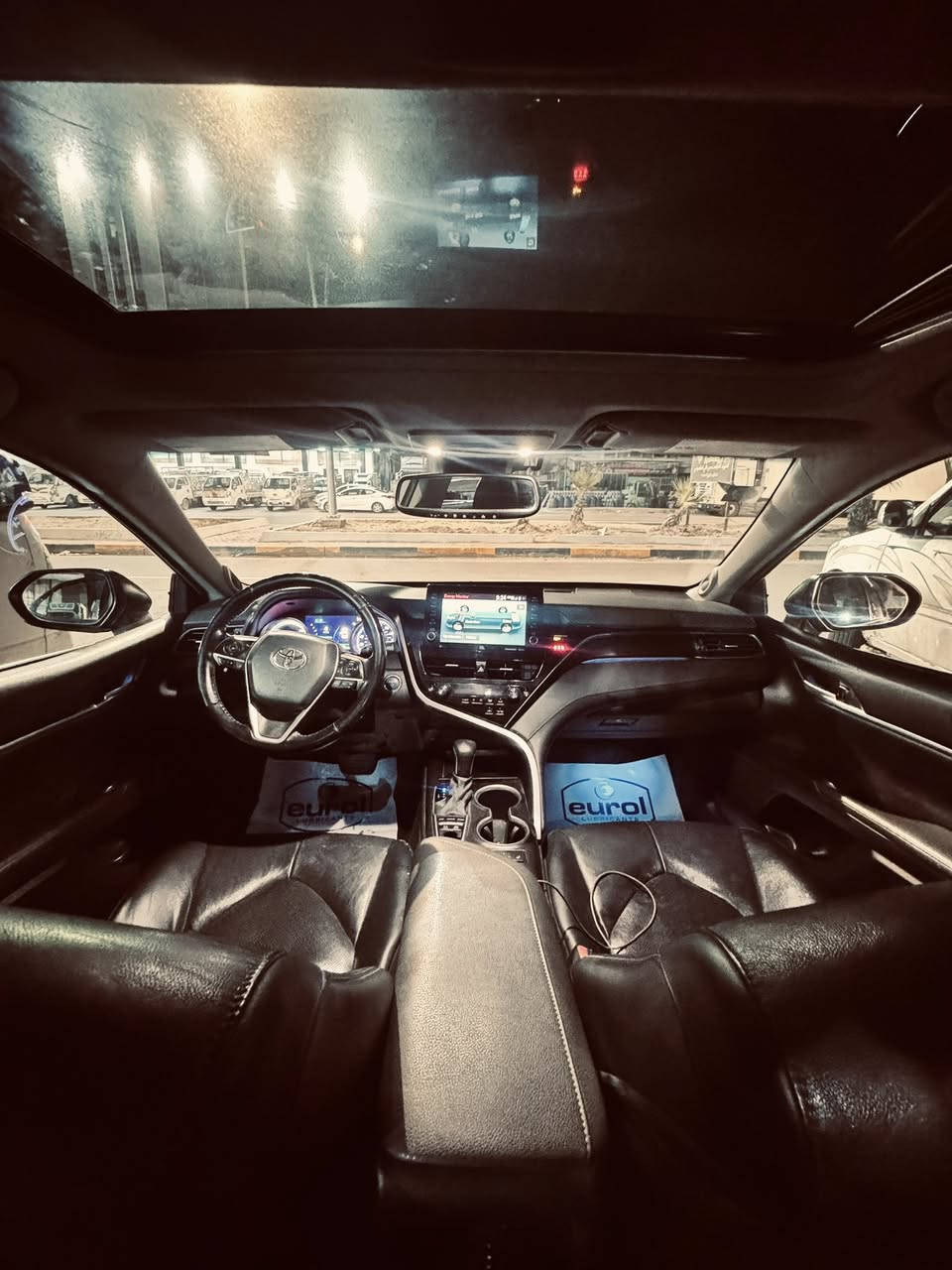 سلام عليكم 
كامري 2021 هايبرد اعلى فئه XLE
فول الفول 
بصمه
كشنات جلد
قطعتين تبريد
تدفئه كشنات
فتحه سقف 
كشنات كهربائيه
تحديد مسار 
سياقه ذاتيه
مثبت سرعه
سيارة بعد هواي مواصفات كل مواصفات الفول 
الضرر جاملغ السايق ضربه مو قويه 
صبغ رش ٣ قطع بنيد وباب توحيد لون فقط وبارد 
السياره كلش اقتصاديه كل سبوعين افول مره 
السعر ١٦٨ $ فقط
***********
