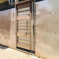 باب • حدايد جانبية • نص متر