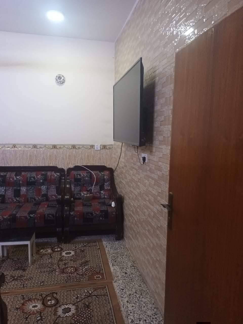بيت للبيع منطقه حي البساتين شارع احمد الوائلي مساحه 75 واجهه 5 نزال 15 سعر 95 ***********
