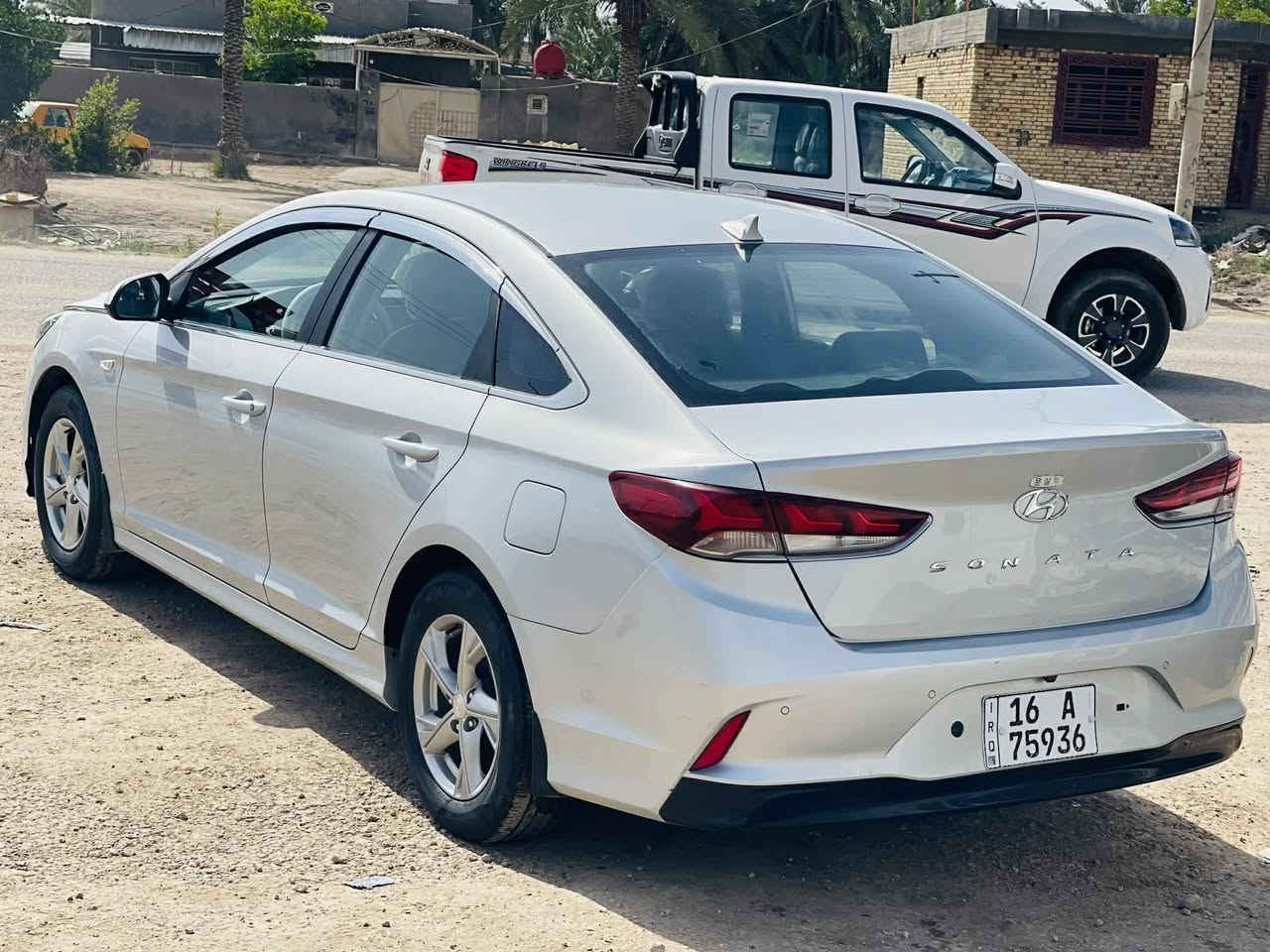 السلام عليكم سوناتا موديل 22 غاز بلاد كفاله عامه ما عدا شخوط بسيطه سياره رادار السعر ١٨٠ وبيه مجال ***********
