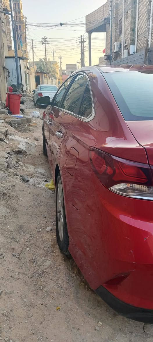 سوناتا 2018 امريكي
رقم اربيل بأسم شركة
سنوية ل2030تنتهي
ماشية 89800 الف ميل

حادثهه بنيد مصبوغ ودعامية مصبوغة وجاملغ الايمن مفتوح وراجع بارد

محرك 2400  GDI
اشاير بالمري
الكشنات الامامية تدفئة
كشن السايق كهرباء
مانع انزلاق
حساسات جانبية وخلفية 
ثلاث انظمة قيادة
تايرات جديدة دسكات وفلنجات جدد
السعر 138 وبيهة مجال

***********
***********
