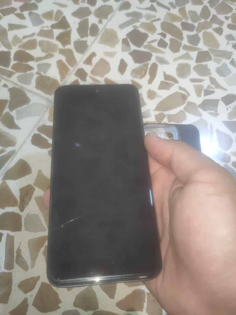انفنكس سمارت 9 
ذاكرة 64 رام،4 
شاشة 90هرتز 
بصمة جانبي بي فطر بجامة شاشة 
السعر60قفل 
مكاني ايمن*********** موصل, نينوى
