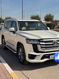 لاندكروز GXR • رقم بغداد • ٣٨ الف